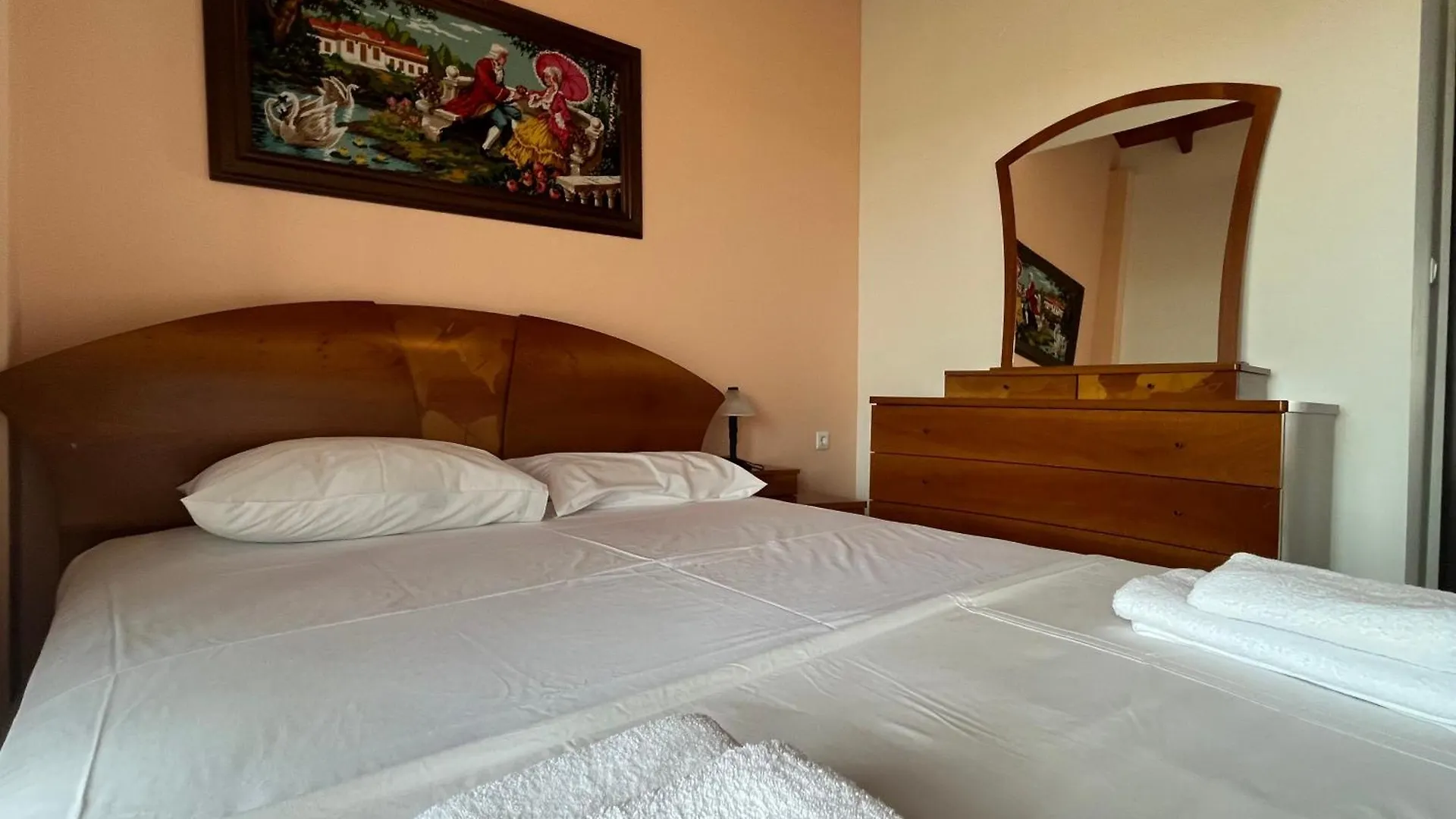 Nostro Apartment פלוגיטה